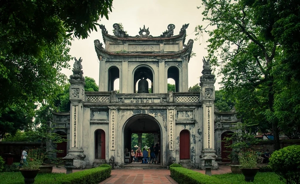 Top 12 địa điểm chụp ảnh đẹp ở Hà Nội check-in